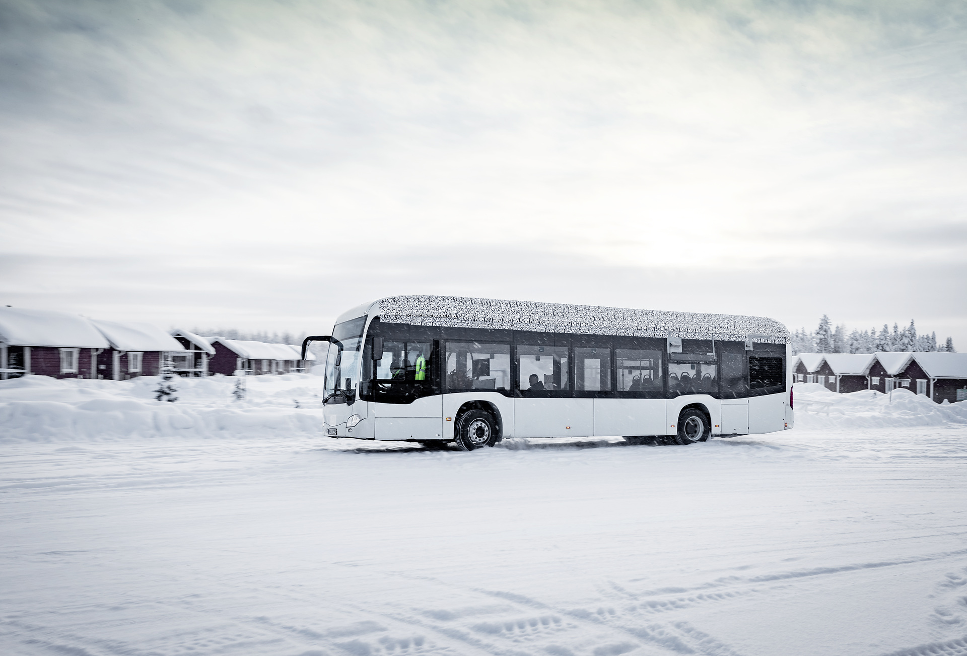 Mercedes-Benz Citaro mit vollelektrischem Antrieb, Exterieur, 2 x elektrischer Radnabenmotor, 2 x 125 kW, 2 x 485 Nm, Wintererprobung 2018, Finnland Mercedes-Benz Citaro mit vollelektrischem Antrieb
