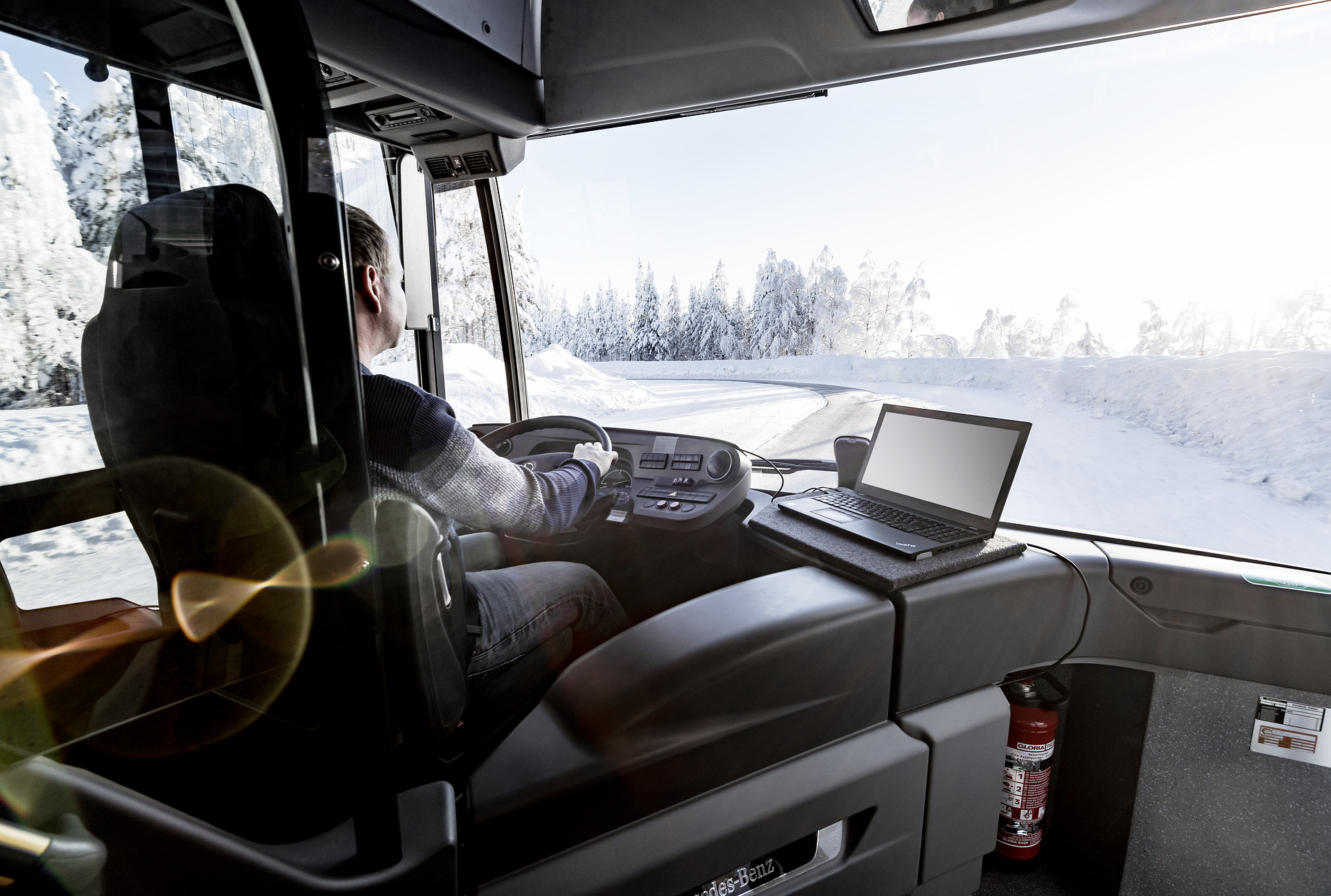 Mercedes-Benz Citaro mit vollelektrischem Antrieb, Interieur, 2 x elektrischer Radnabenmotor, 2 x 125 kW, 2 x 485 Nm, Wintererprobung 2018, Finnland Mercedes-Benz Citaro mit vollelektrischem Antrieb