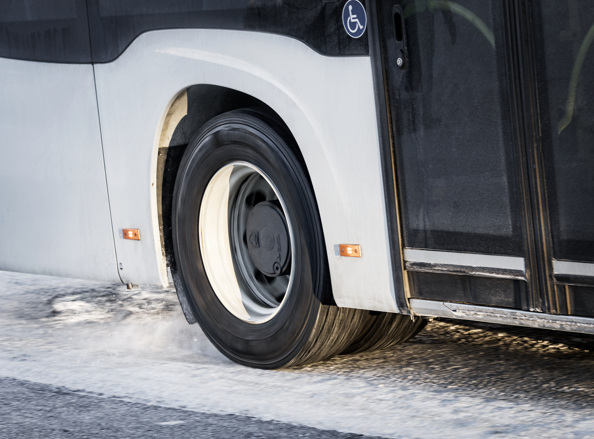 Mercedes-Benz Citaro mit vollelektrischem Antrieb, Details, 2 x elektrischer Radnabenmotor, 2 x 125 kW, 2 x 485 Nm, Wintererprobung 2018, Finnland Mercedes-Benz Citaro mit vollelektrischem Antrieb