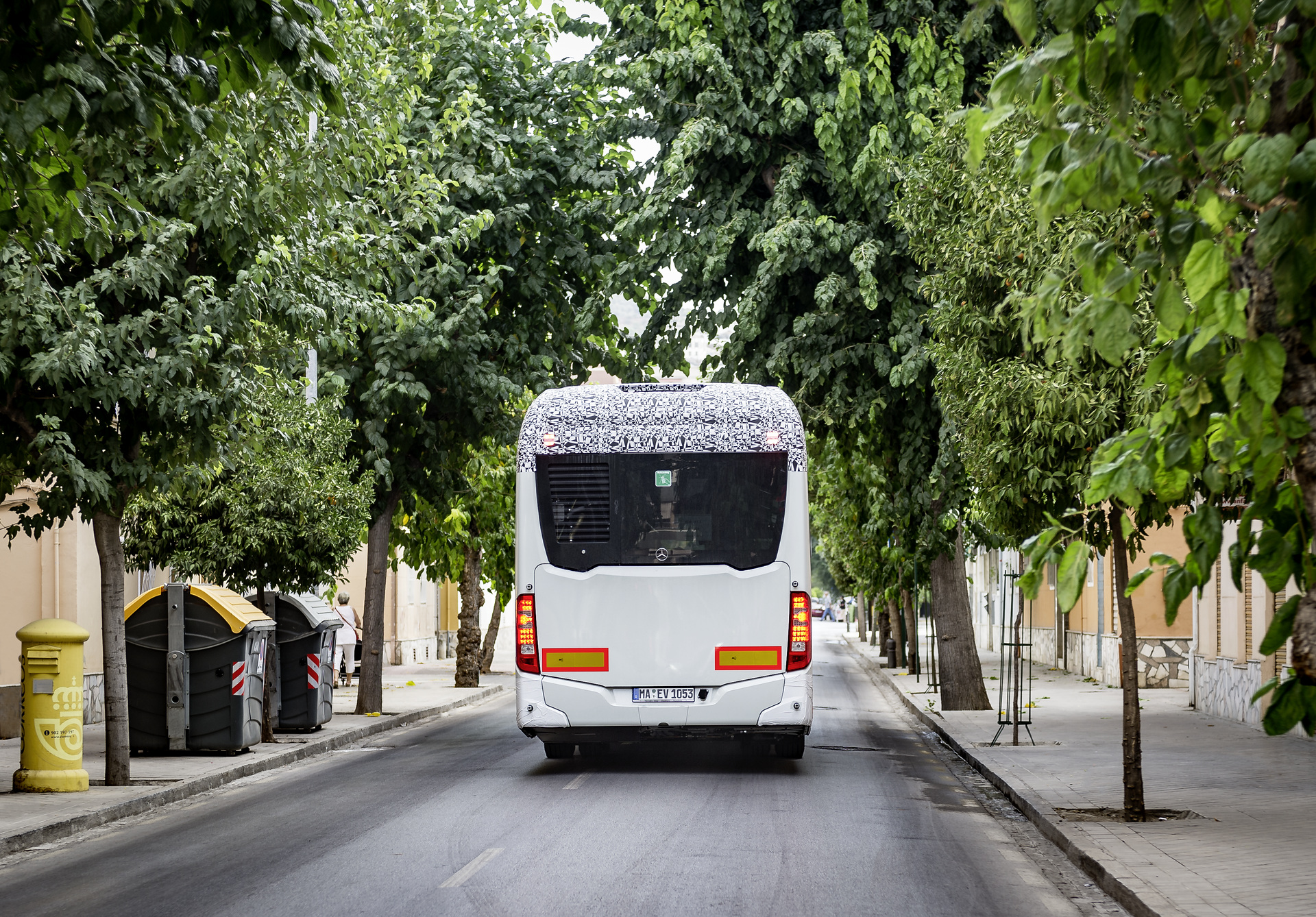 Mercedes-Benz Citaro mit vollelektrischem Antrieb, Exterieur, 2 x elektrischer Radnabenmotor, 2 x 125 kW, 2 x 485 Nm, Sommererprobung 2017, Spanien Mercedes-Benz Citaro mit vollelektrischem Antrieb