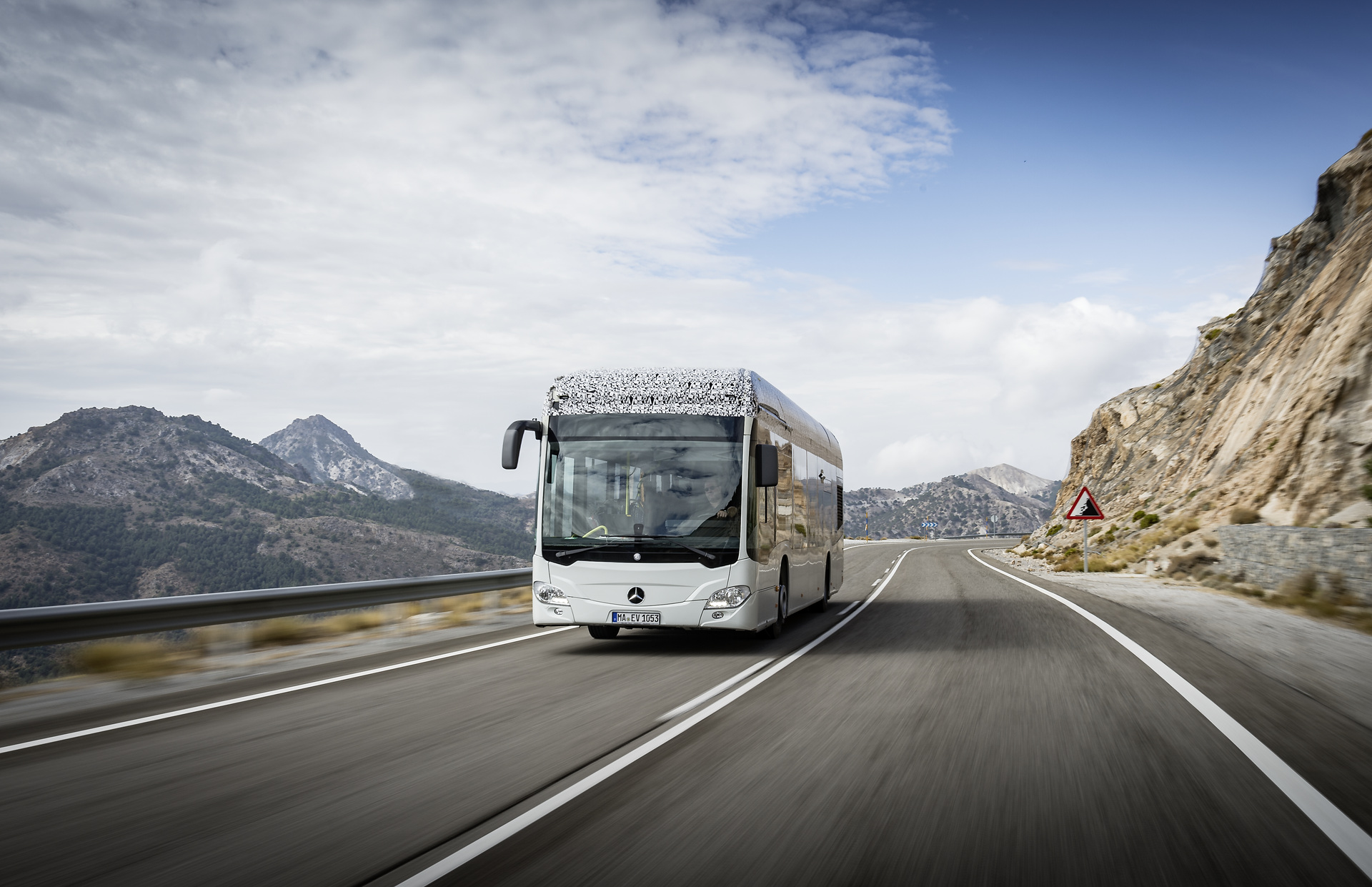 Mercedes-Benz Citaro mit vollelektrischem Antrieb, Exterieur, 2 x elektrischer Radnabenmotor, 2 x 125 kW, 2 x 485 Nm, Sommererprobung 2017, Spanien Mercedes-Benz Citaro mit vollelektrischem Antrieb