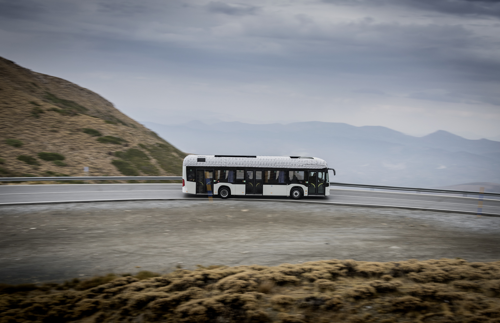 Mercedes-Benz Citaro mit vollelektrischem Antrieb, Exterieur, 2 x elektrischer Radnabenmotor, 2 x 125 kW, 2 x 485 Nm, Sommererprobung 2017, Spanien Mercedes-Benz Citaro mit vollelektrischem Antrieb