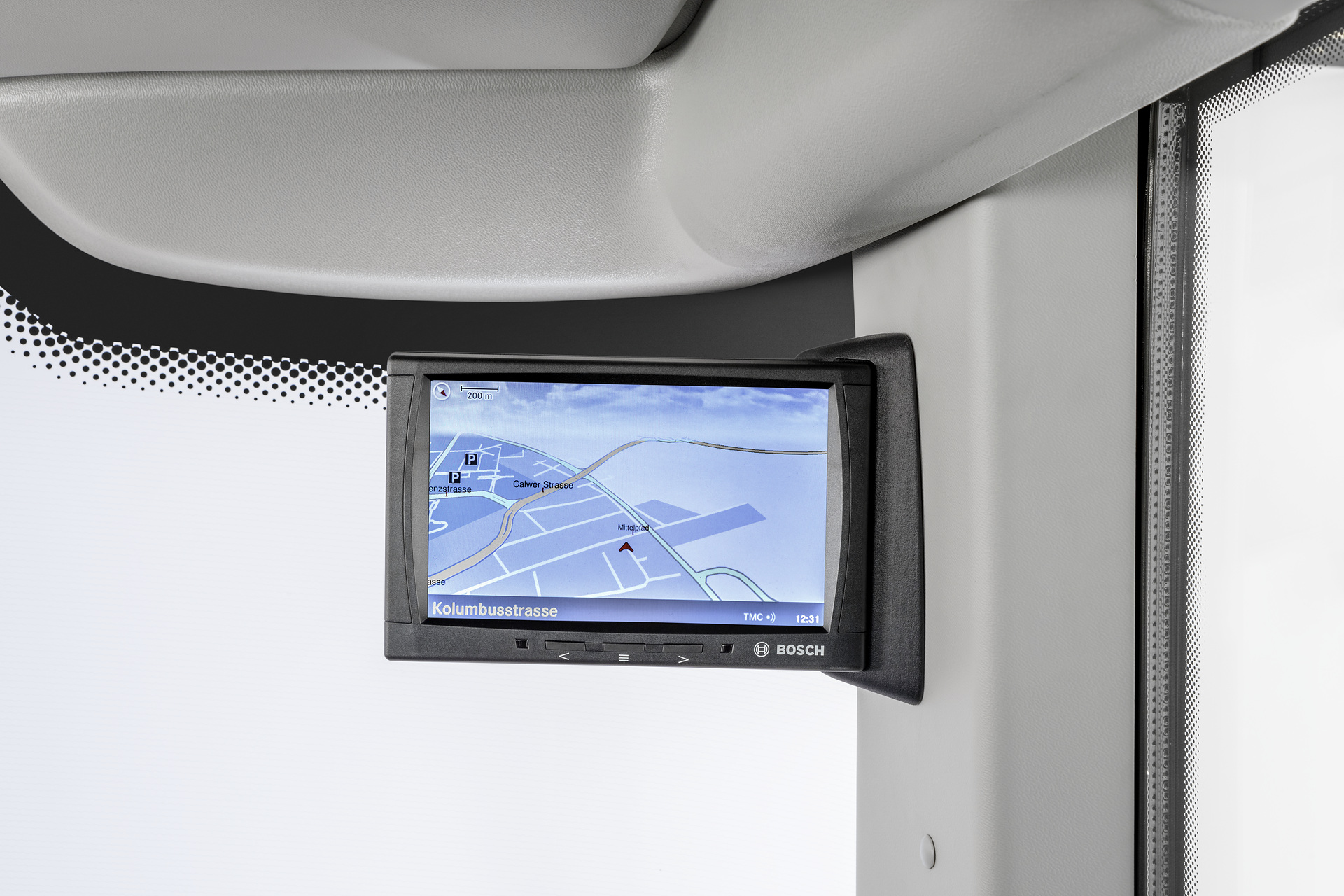 Setra S 531 DT TopClass 500, Unterdeck, Interieur, Cockpit Comfort Plus, Sitzbezüge: Gecko Kiesel, OM 471 mit 375 kW (510 PS), 12,8 L Hubraum, 8-Gang Mercedes PowerShift, Active Brake Assist 4, Sideguard Assist, LED-Scheinwerfer, Länge/Breite/Höhe: 14.000/2.550/4.000 mm, Bestuhlung: 1/78. Setra S 531 DT TopClass 500, Modelljahr 2017