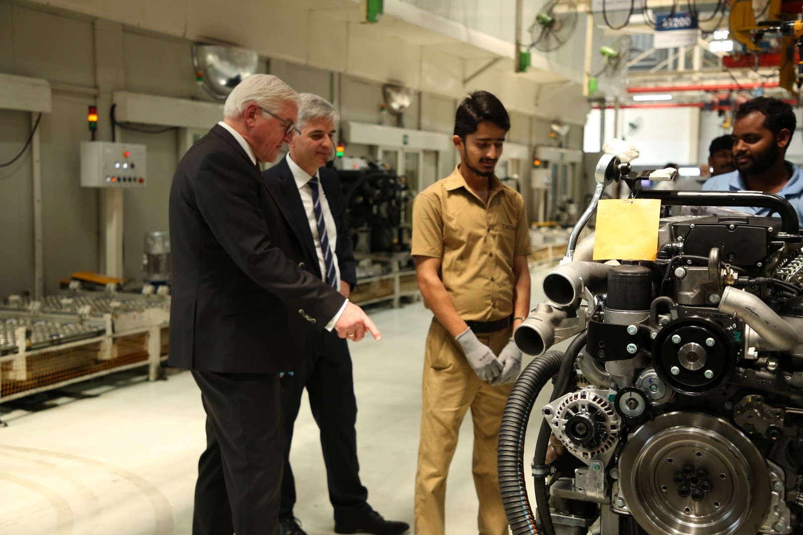 Bundespräsident Frank-Walter Steinmeier zu Besuch am Nutzfahrzeugstandort im indischen Chennai