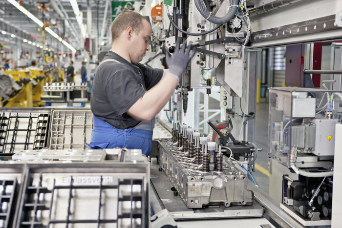 Produktionsjubiläum: Eine Million Weltmotoren für Daimler Trucks