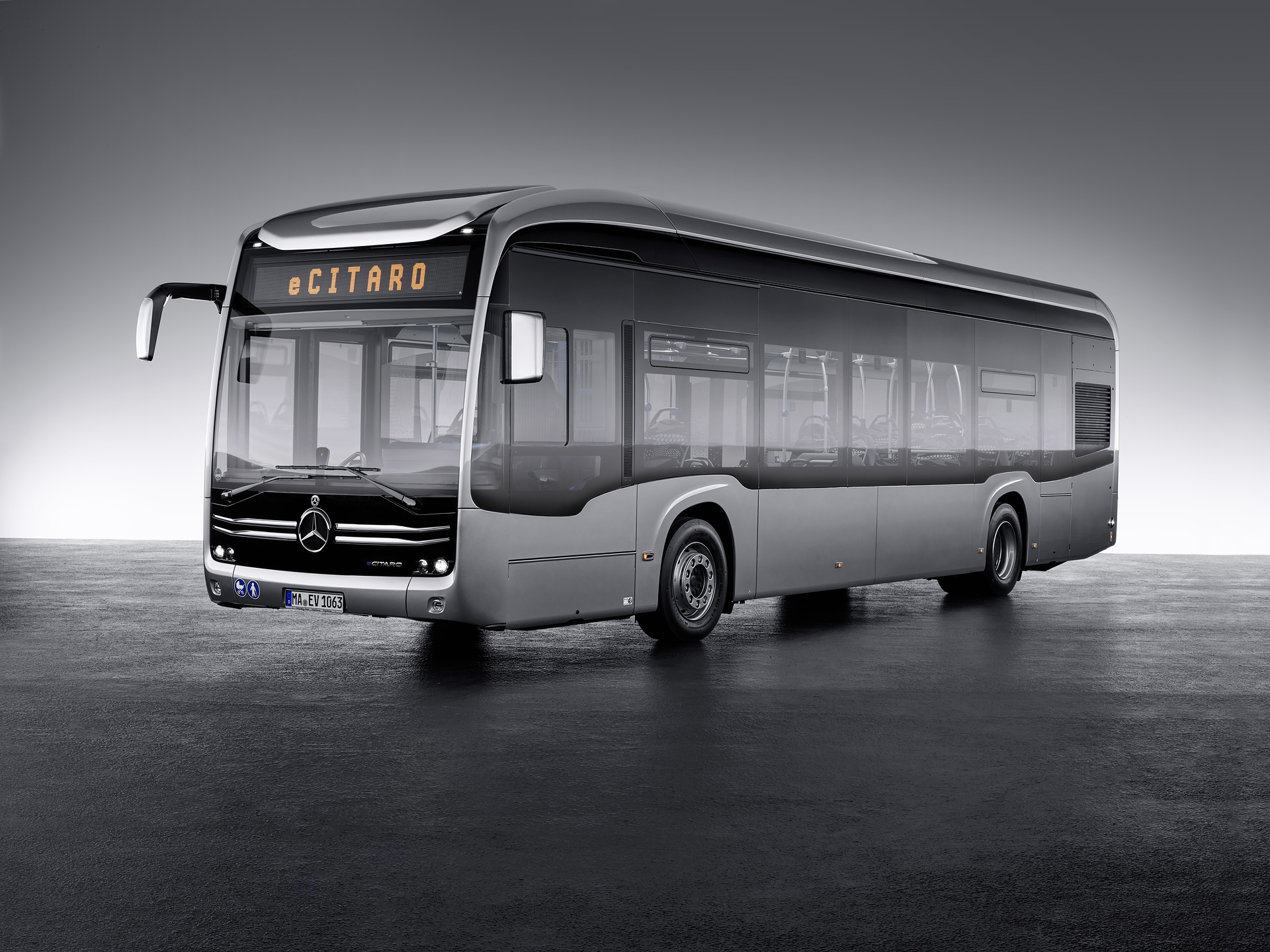 Mercedes-Benz eCitaro mit vollelektrischem Antrieb