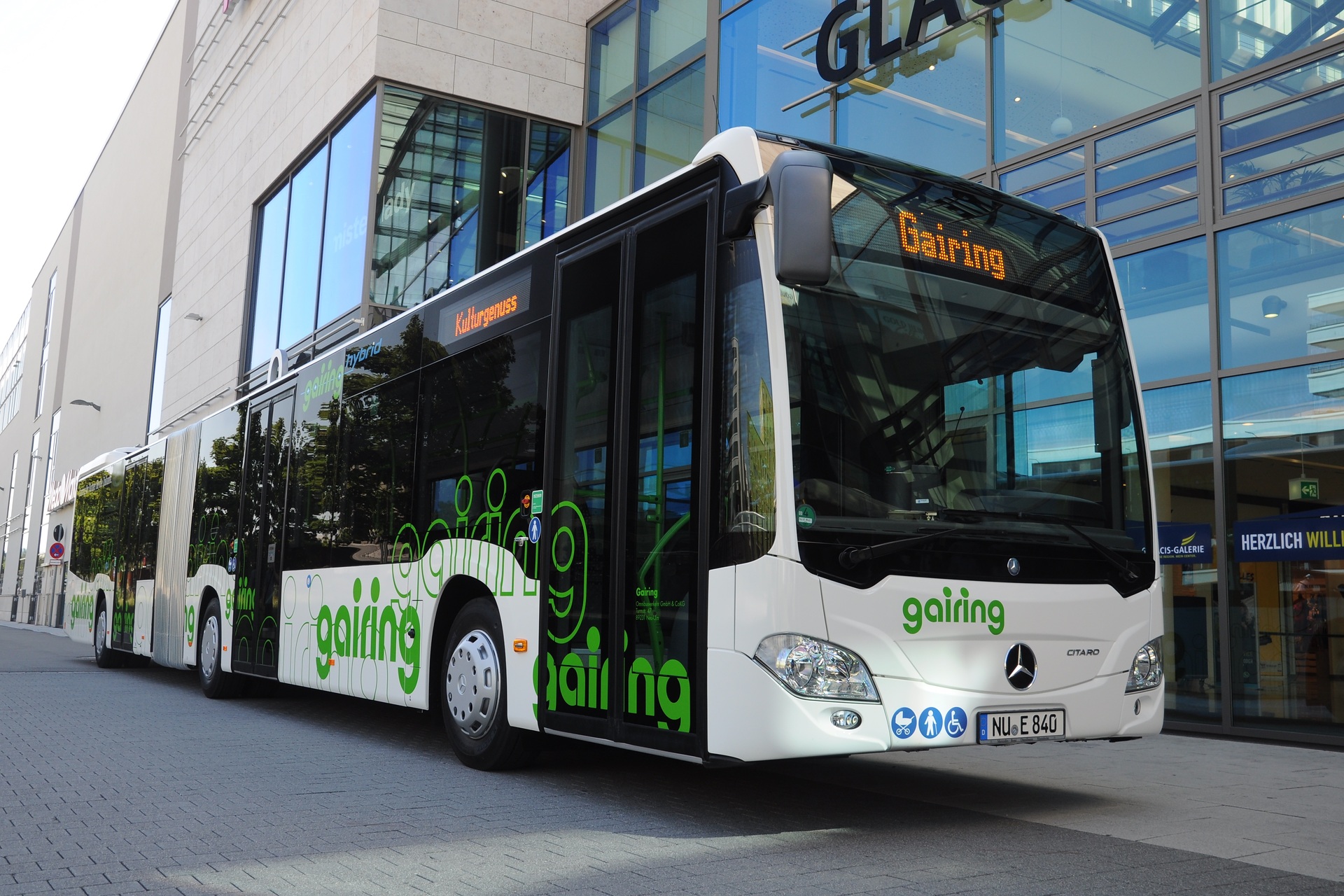 Mercedes-Benz Citaro G hybrid: Klares Bekenntnis zum umweltschonenden ÖPNV: Neu-Ulm bekommt ersten Citaro hybrid