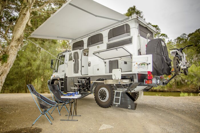 Entdecker fahren Unimog