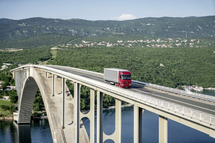 Mercedes-Benz Actros, Modelljahr 2018