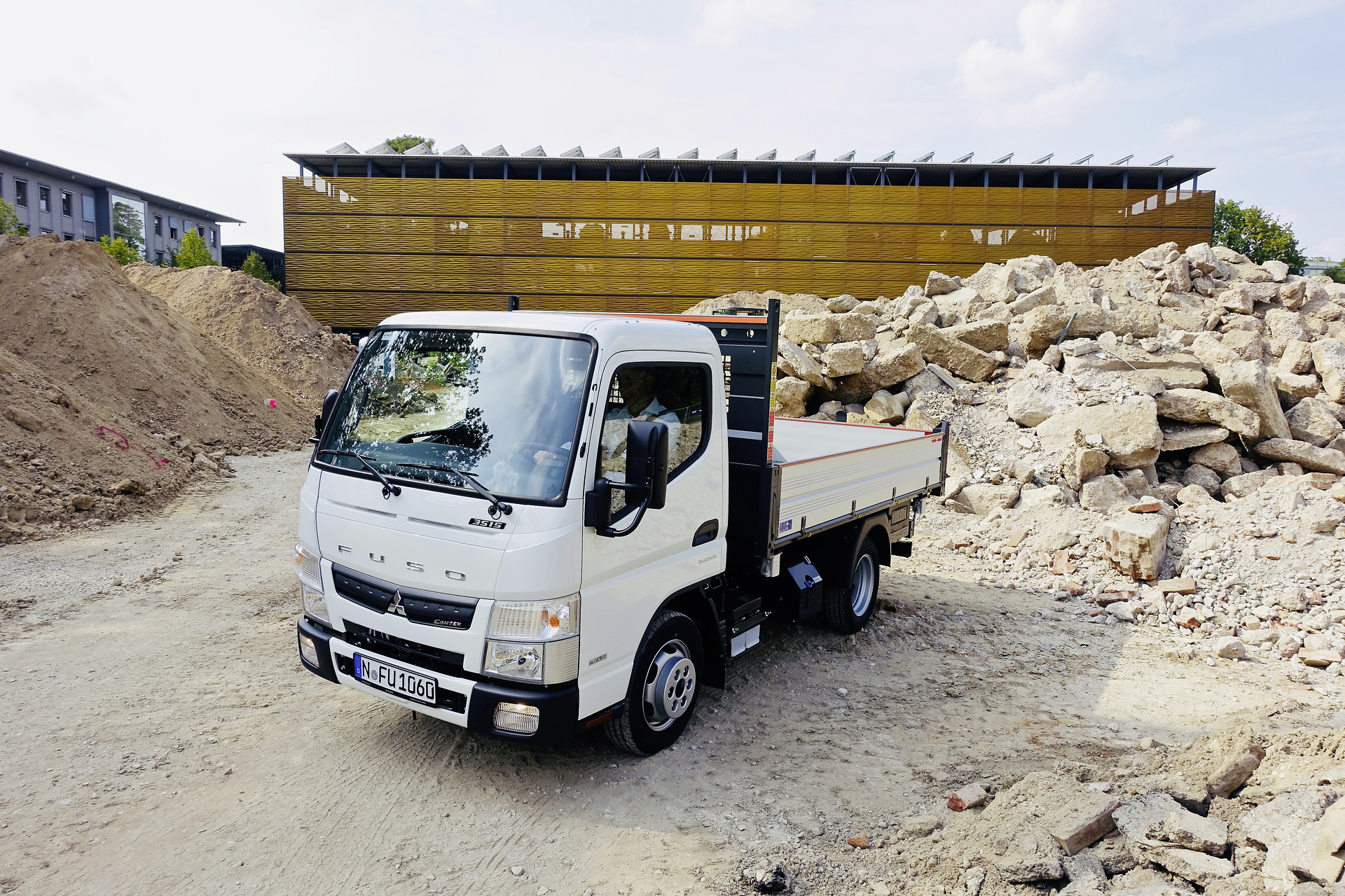 Fuso Canter 3S15 GaLaBau 2018 - Messe