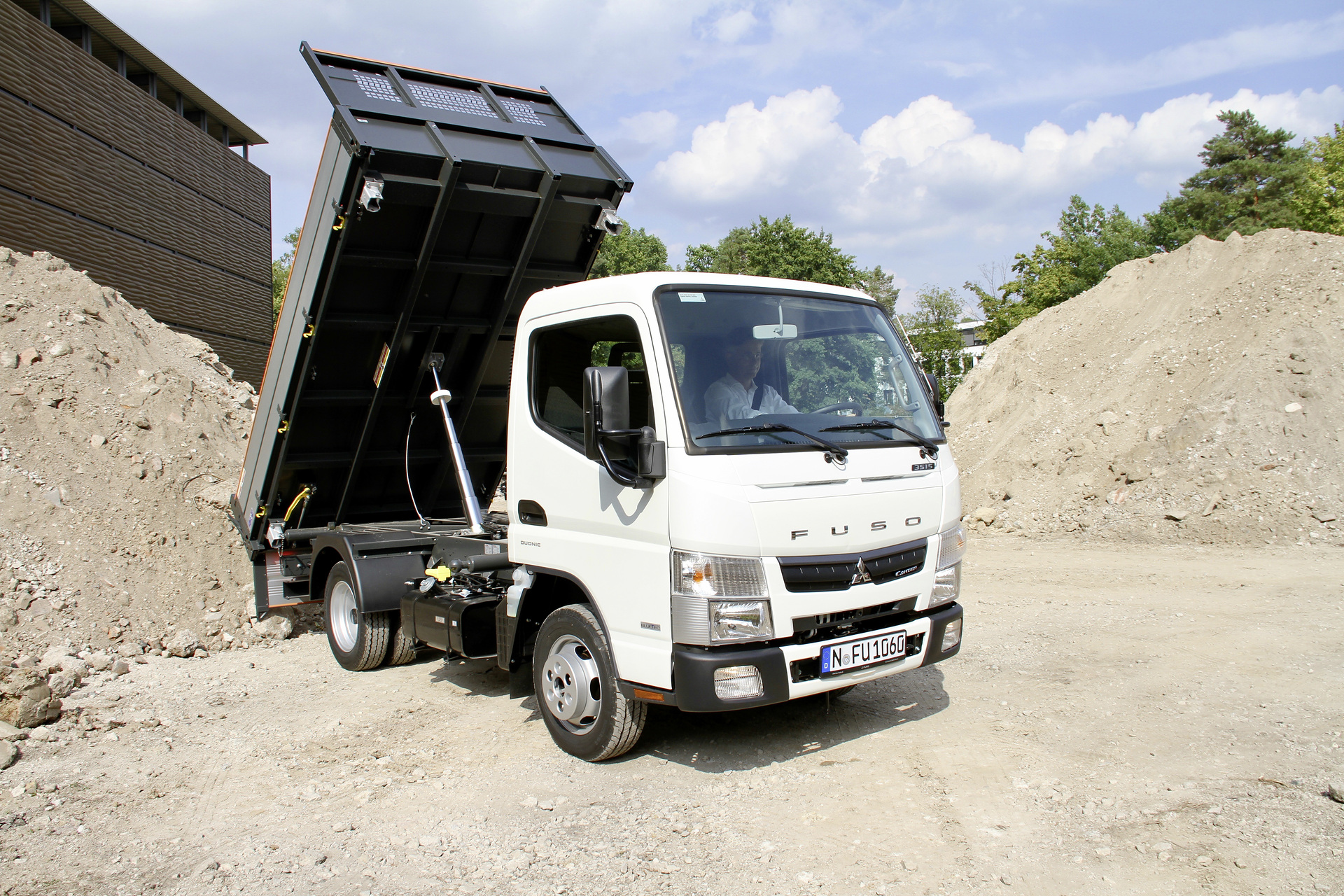 Fuso Canter 3S15 GaLaBau 2018 - Messe