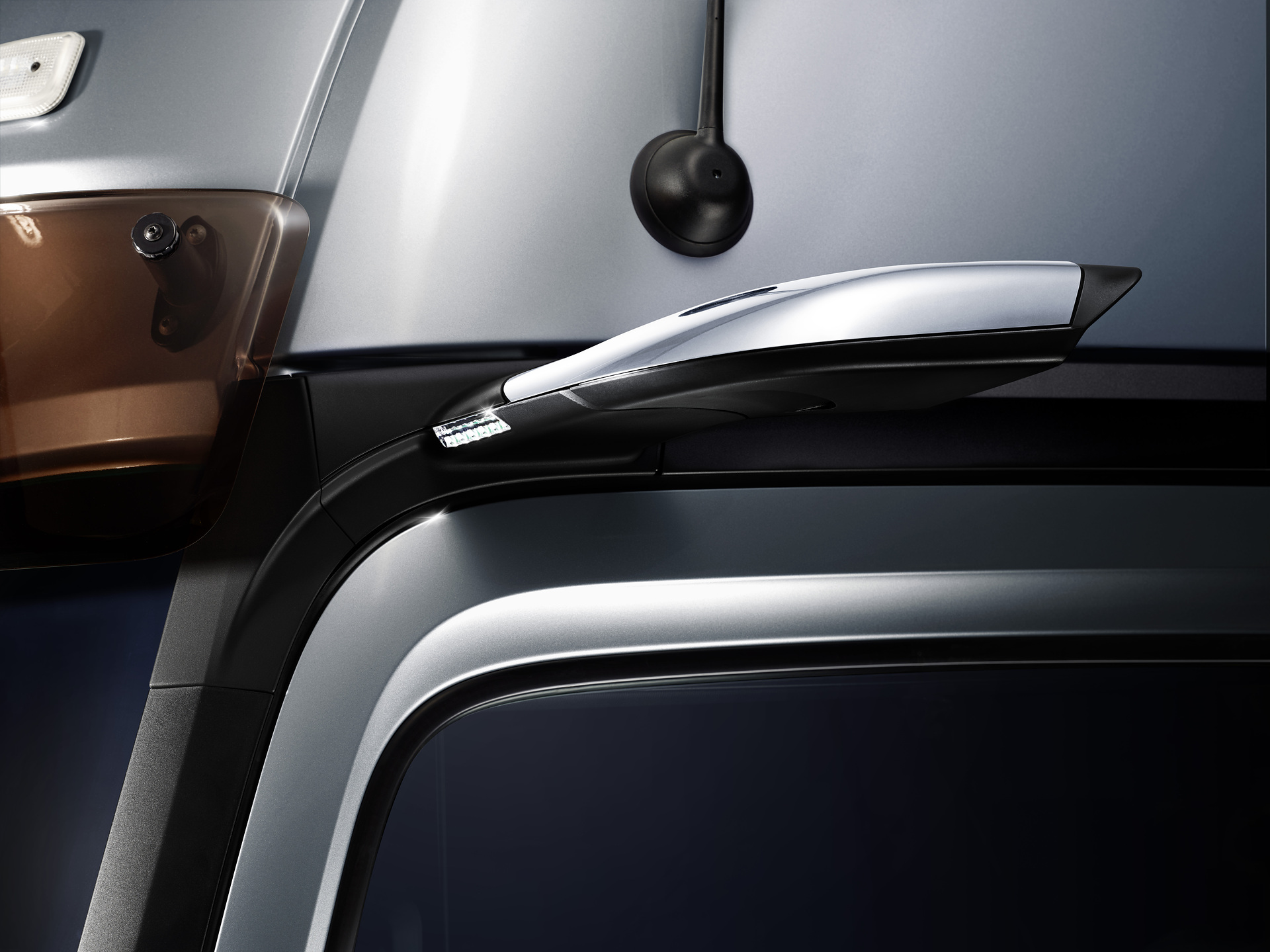 Mercedes-Benz Lkw: Starker Auftritt des neuen Actros: Mercedes-Benz Trucks präsentiert das Sondermodell „Edition 1“ auf der IAA Nutzfahrzeuge