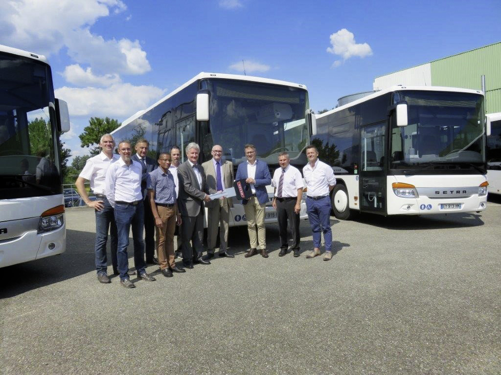 Das elsässische Busunternehmen LK Kunegel übernahm 17 Fahrzeuge des Typs S 415 L E business. 62 Setra Low Entry Busse für Linien-flotten vom Elsass bis Niedersachsen