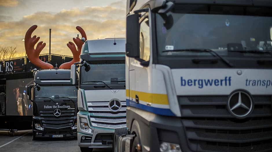 Mercedes-Benz Lkw präsentiert die „Riding Home for Christmas“-Tour Weihnachten mit RoadStars: Mercedes-Benz Lkw präsentiert die „Riding Home for Christmas“-Tour