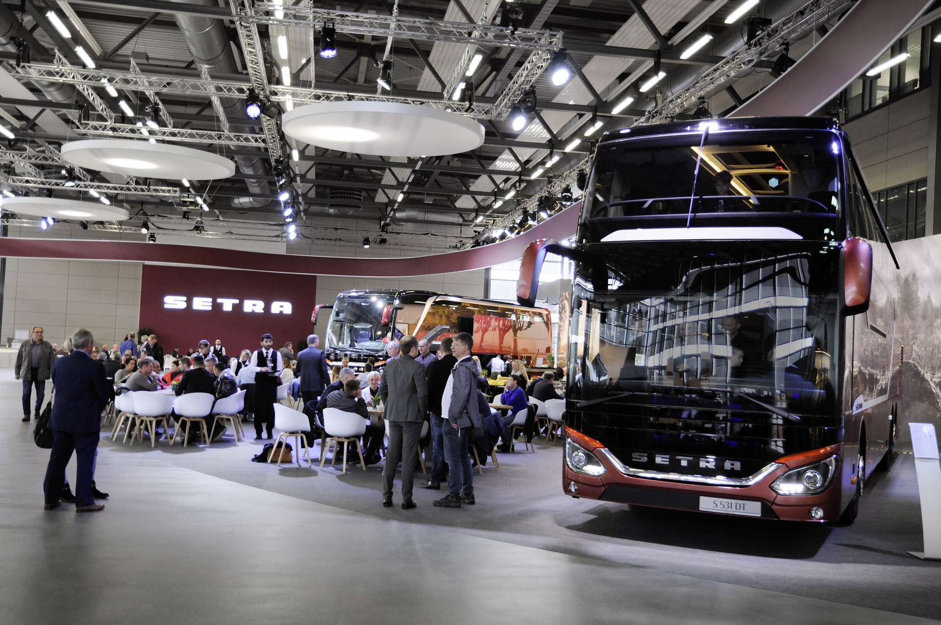 Setra Show1 November 2018 Besucher aus 18 Nationen bei der Setra Show