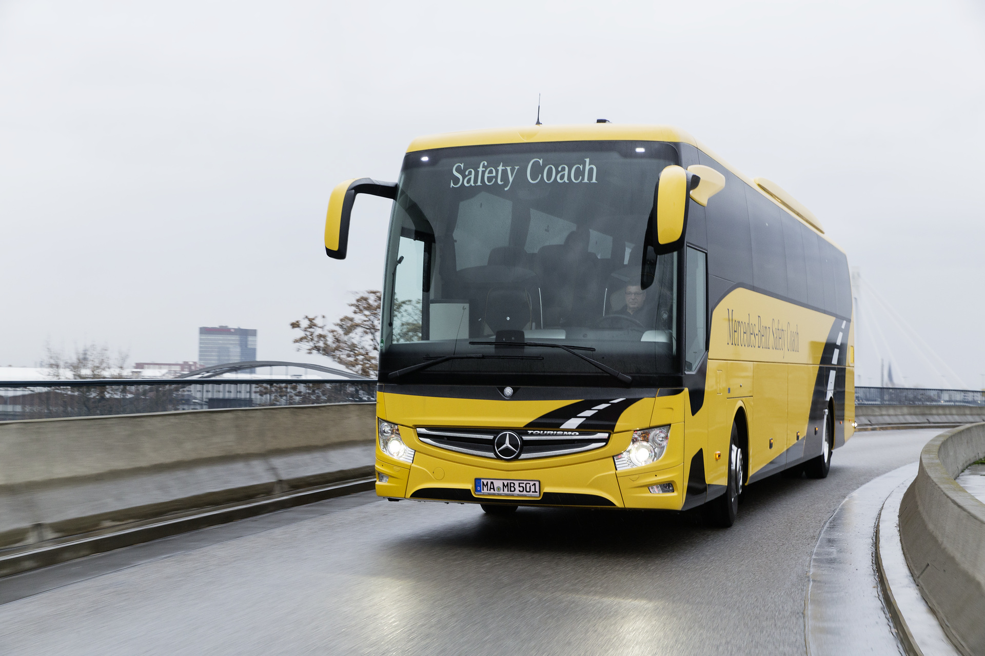 Mercedes-Benz Tourismo M/2, Safety Coach