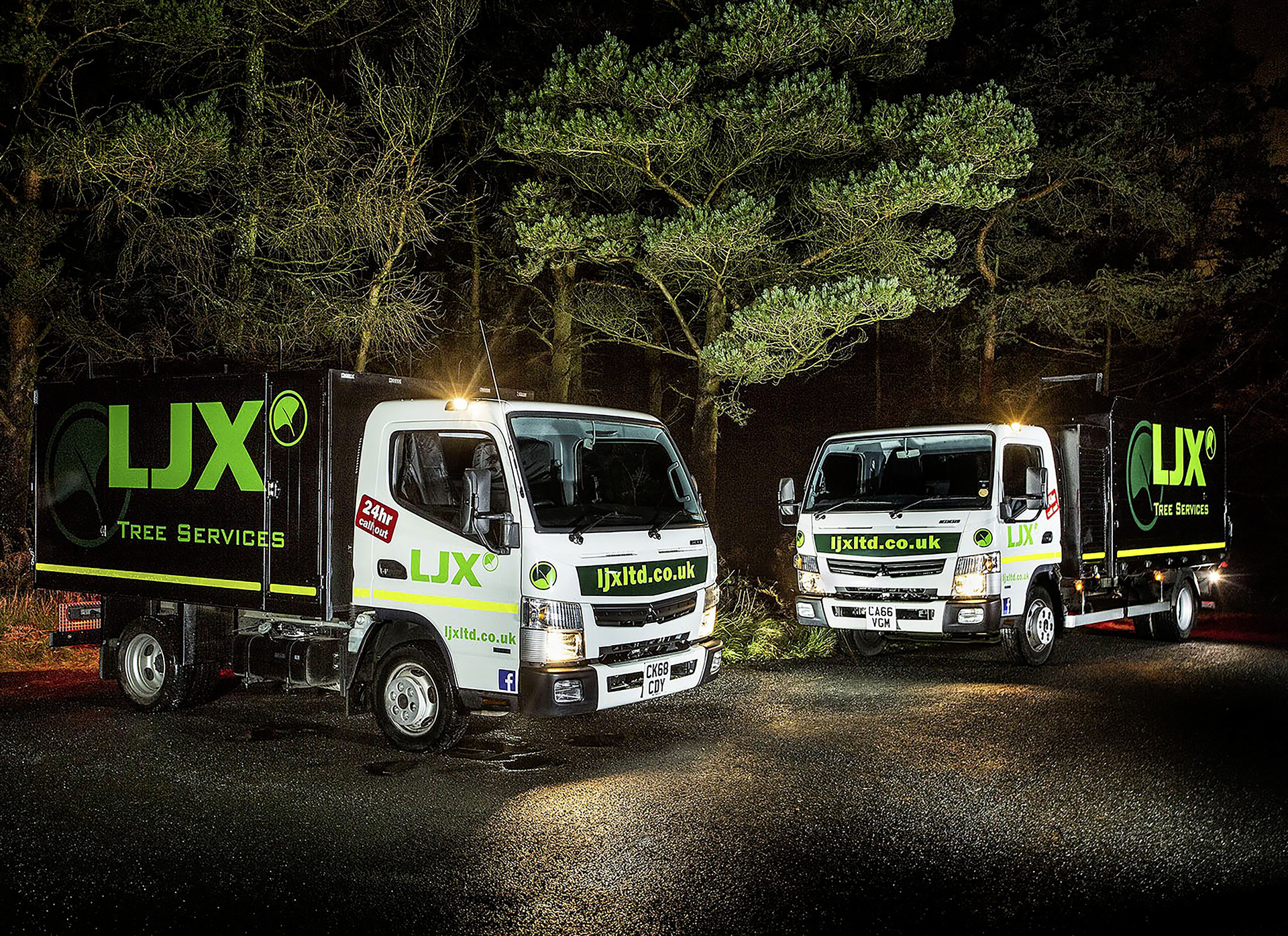 It has a high payload, is easy to manoeuvre, doesn't take up much space and comes with efficient special equipment. This makes the Fuso Canter the ideal vehicle for the teams working for Scottish tree surgery specialist LJX Tree Services. Special tree surgery applications in Scotland: Fuso Canter "operates" on trees at LJX Tree Services