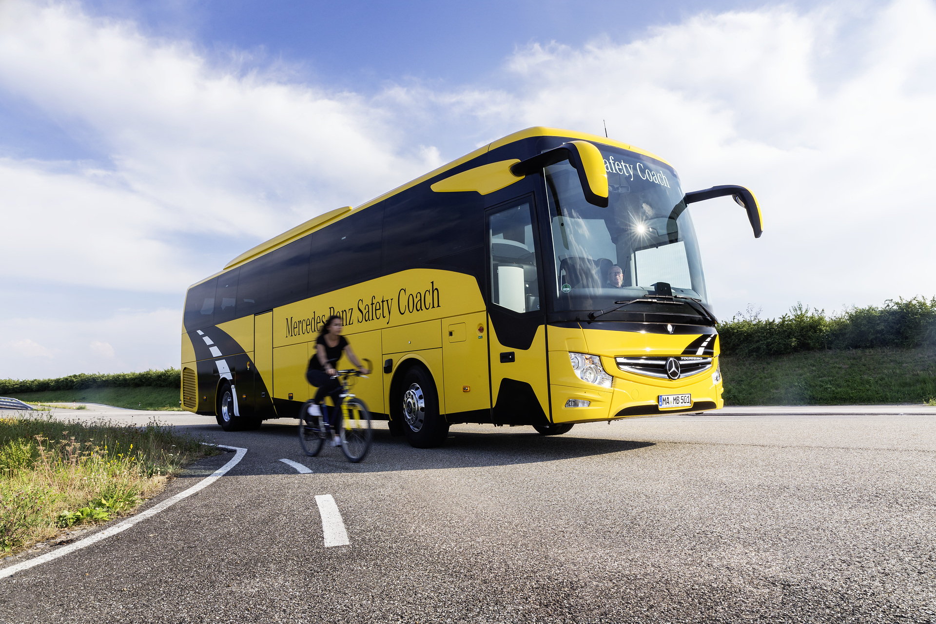 Mercedes-Benz Safety Coach Tourismo: The high-deck bus combines all of the currently available safety systems. Daimler Buses at the Bus2Bus show in Berlin: utmost safety, trendsetting touring coaches and innovative services