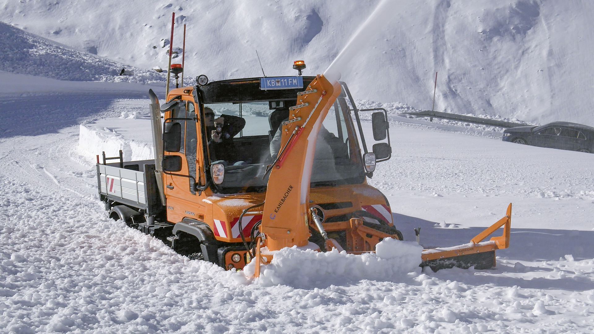 Unimog U 530; Winterdienst Mercedes-Benz auf der Freilandmesse Demopark: Das ganze Jahr im Einsatz: Unimog-Geräteträger für Kommune, Landwirtschaft und Lohnunternehmer