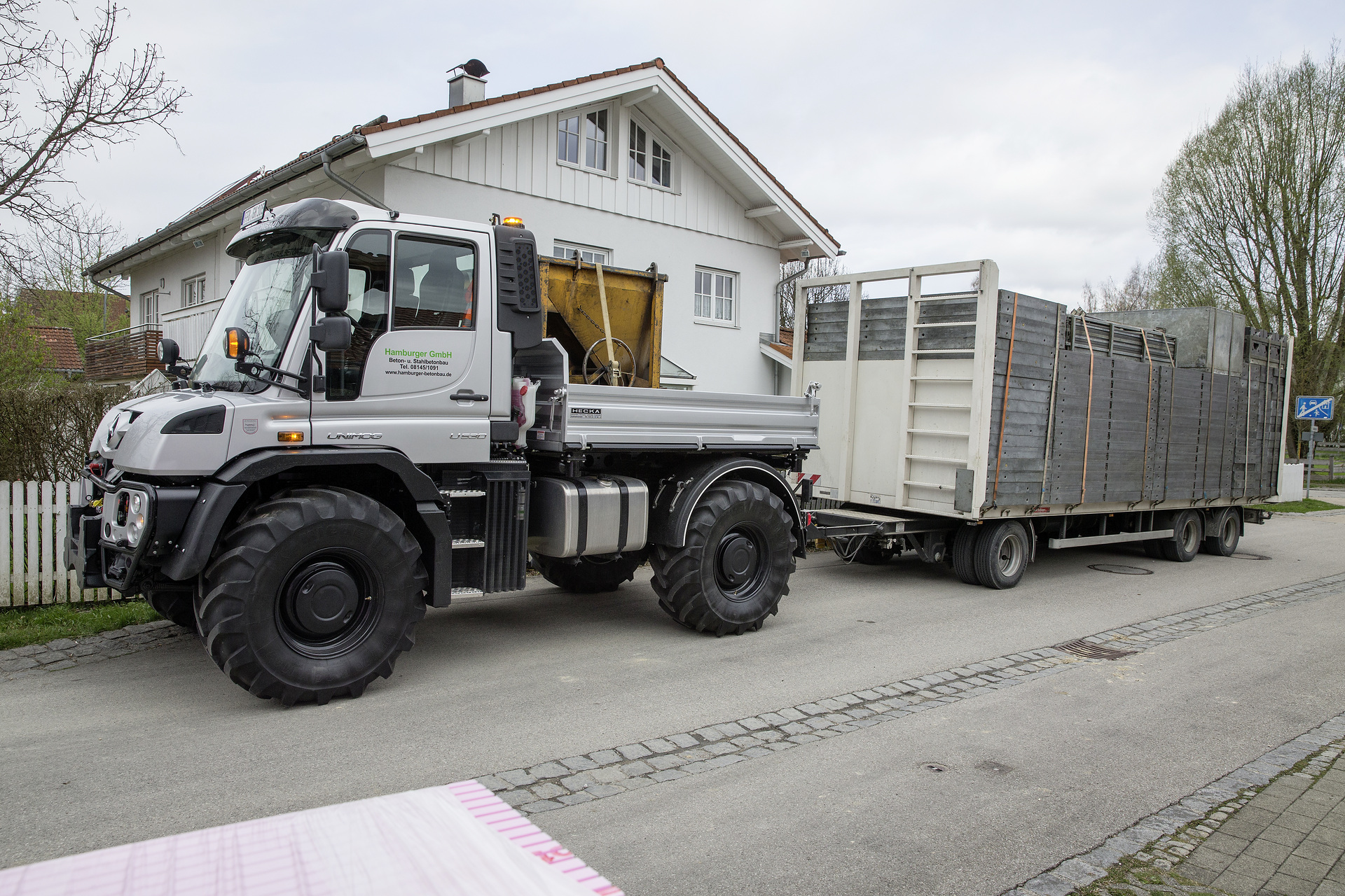 Mercedes-Benz auf der Freilandmesse Demopark: Das ganze Jahr im Einsatz: Unimog-Geräteträger für Kommune, Landwirtschaft und Lohnunternehmer