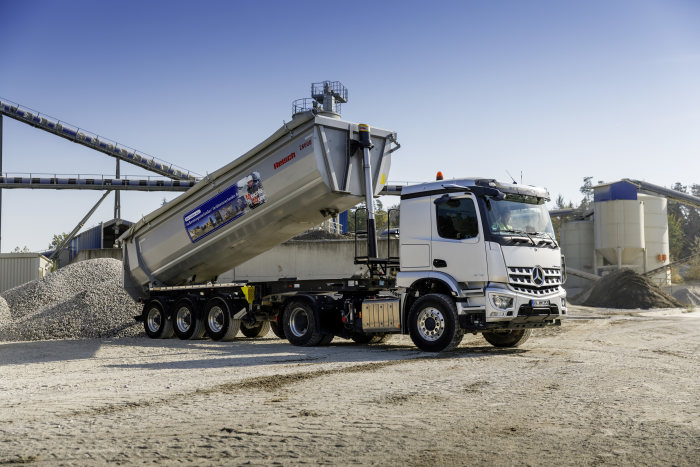 Der neue Mercedes-Benz Arocs auf der Bauma 2019: Erste Kundenstimmen zum neuen Mercedes-Benz Arocs - sicherer, vernetzter und effizienter auf dem Bau