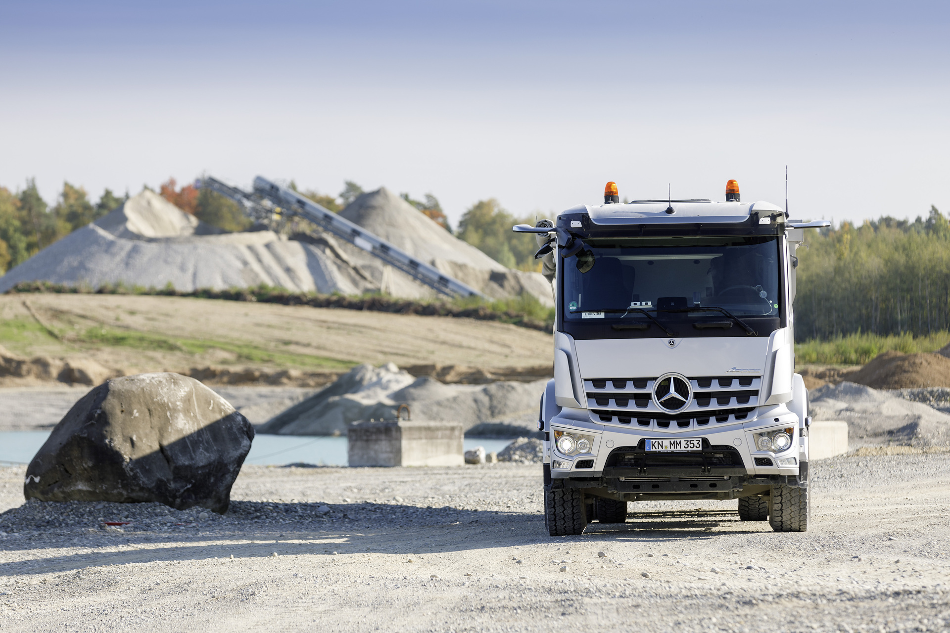 Der neue Mercedes-Benz Arocs auf der Bauma 2019: Erste Kundenstimmen zum neuen Mercedes-Benz Arocs - sicherer, vernetzter und effizienter auf dem Bau