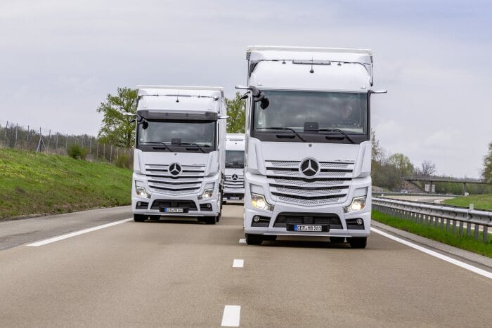 Mercedes-Benz Actros with Active Brake Assist 5 and Sideguard Assist, Active Drive Assist, MirrorCam