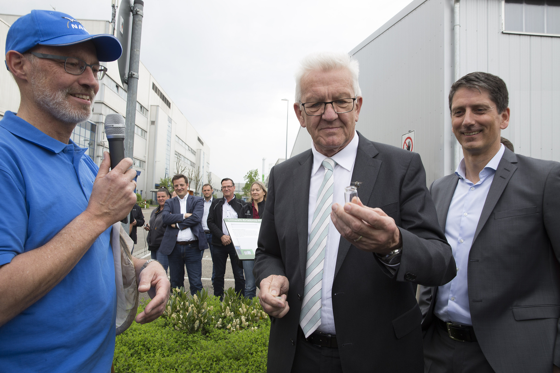 Ministerpräsident Winfried Kretschmann besucht Mercedes-Benz Werk Gaggenau im Werkteil Rastatt