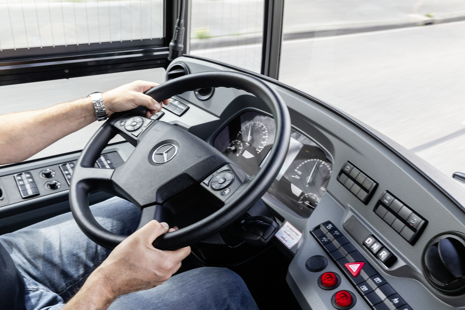 Mercedes-Benz Citaro with all-electric drive