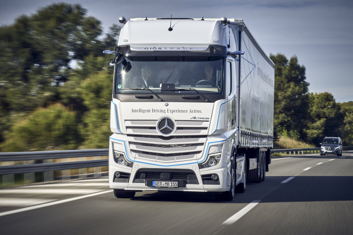 Fahrvorstellung neuer Actros - JXperience Barcelona 2019
