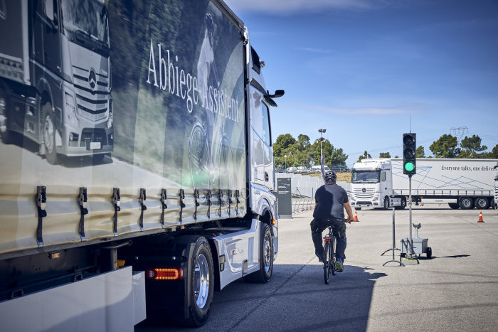 Fahrvorstellung neuer Actros - JXperience Barcelona 2019