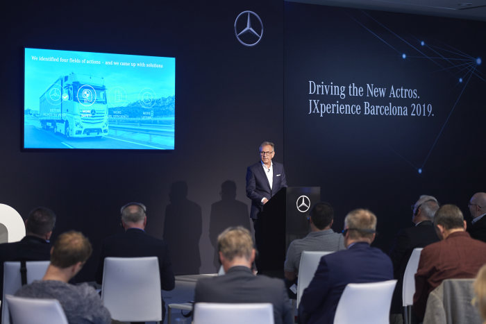 Fahrvorstellung neuer Actros - JXperience Barcelona 2019