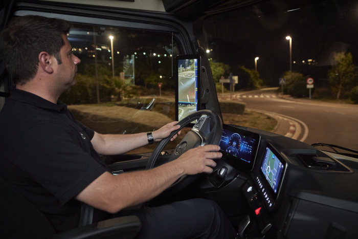 Fahrvorstellung neuer Actros - JXperience Barcelona 2019