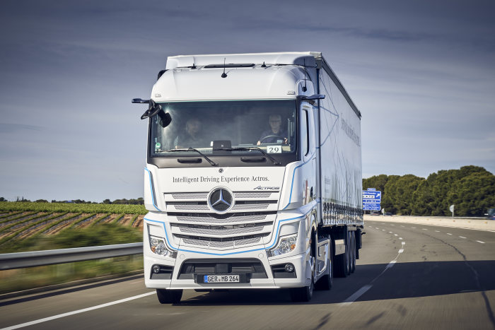 Fahrvorstellung neuer Actros - JXperience Barcelona 2019