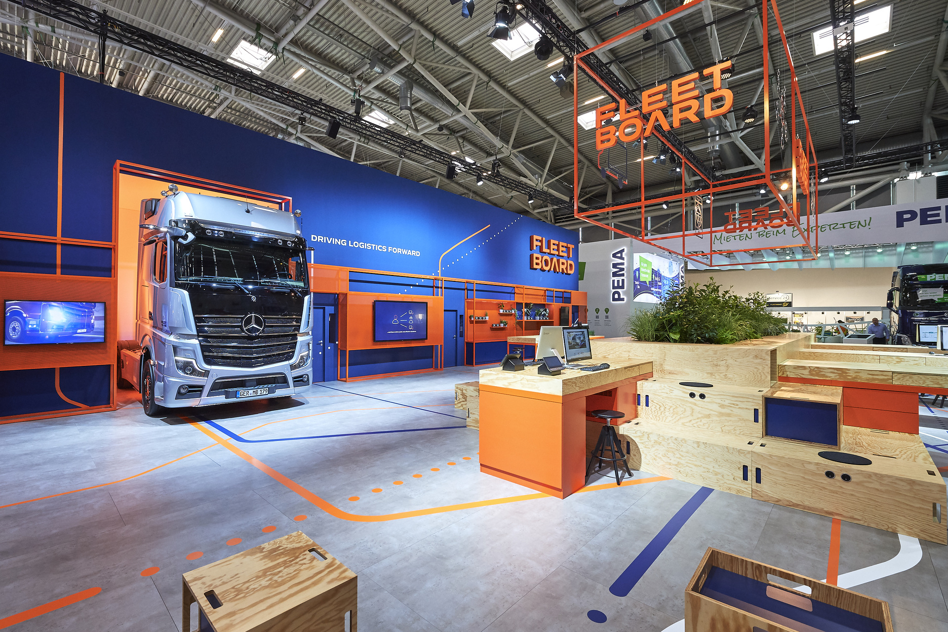 Fleetboard auf der Transport Lo gistic 2019 in München Erfolgreiche Weiterentwicklung der Digitalmarke: Transport Logistic München: Fleetboard steht für die Zukunft der vernetzten Logistik
