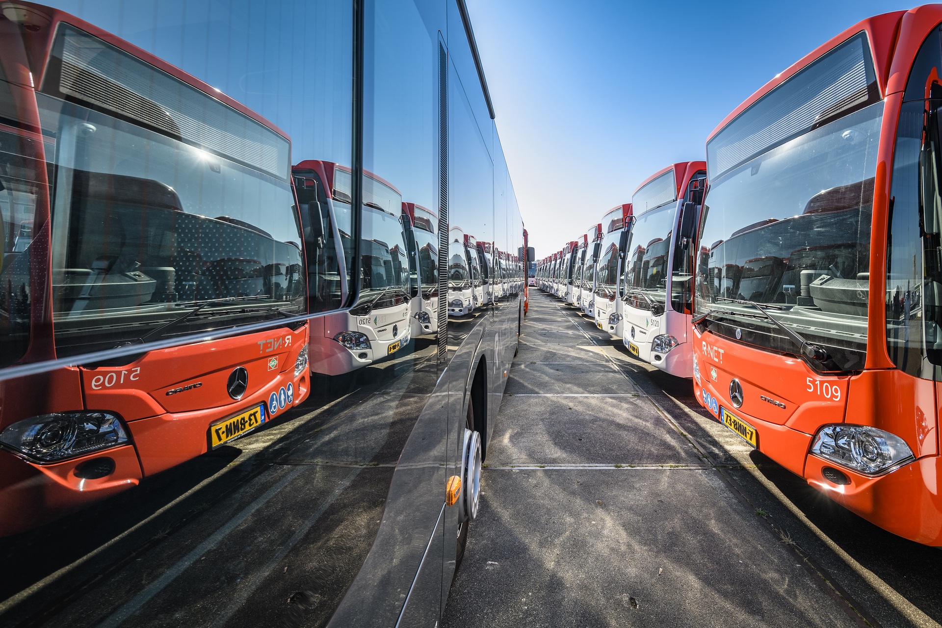 Gasantrieb im Stadtbus: Verkehrsbetrieb EBS in den Niederlanden erhält 93 Mercedes-Benz Citaro NGT hybrid