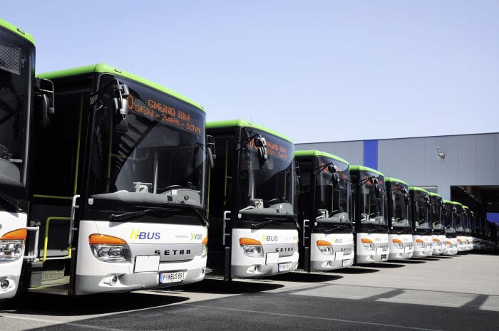 65 Überland-Linienbusse für den Großraum Wien
