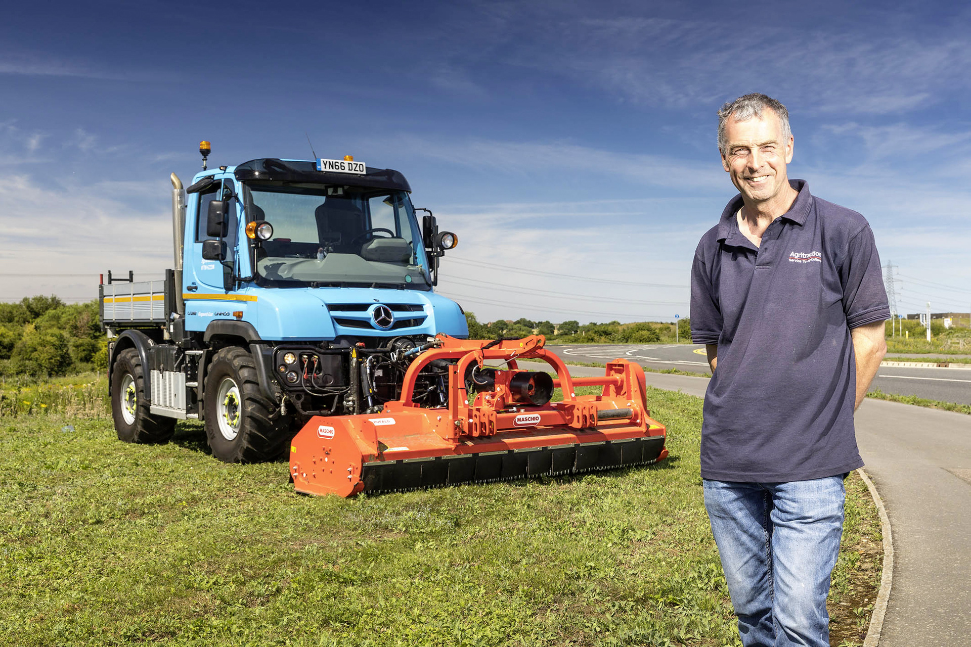 U 218 to mark the 30th anniversary of successful Unimog operations