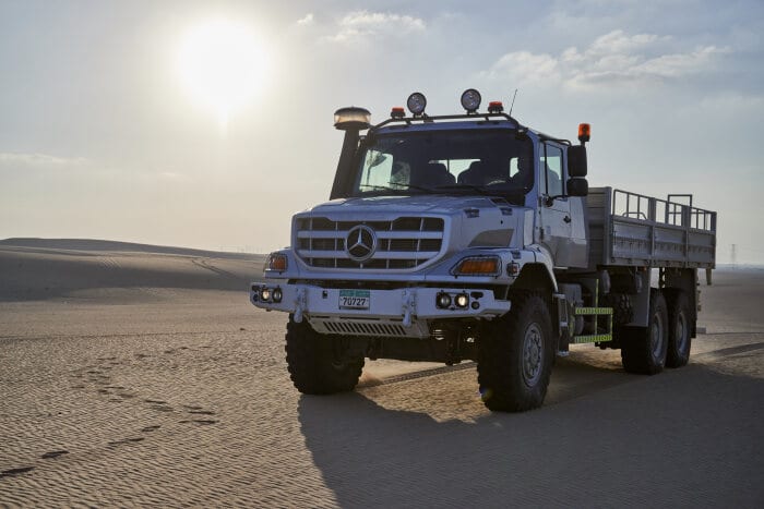 2020_facts_mercedes_benz_zetros