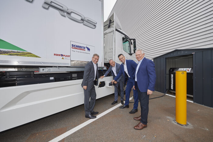 Mercedes-Benz Trucks zieht Zwischenbilanz: Elektro-Lkw eActros seit über einem Jahr erfolgreich im Kundeneinsatz