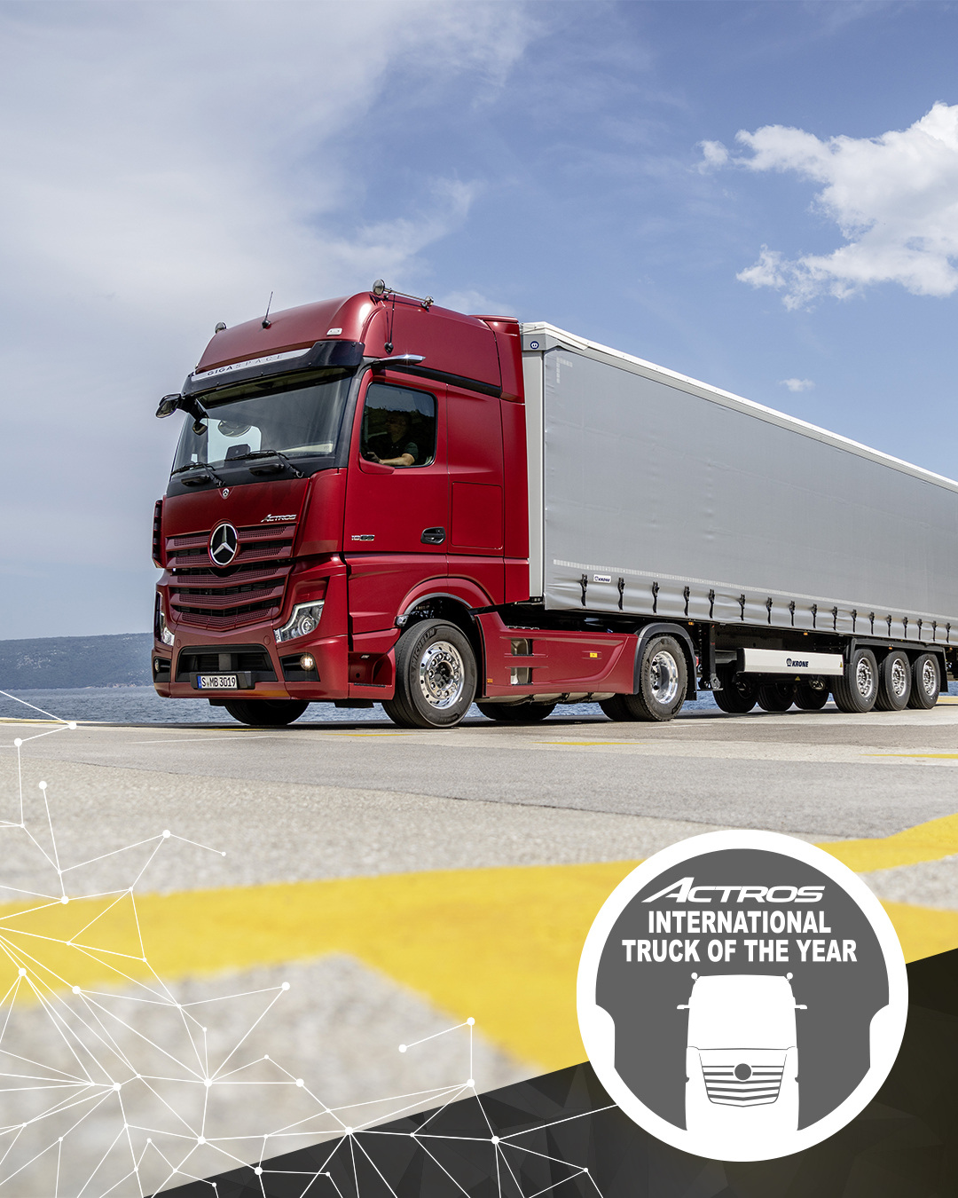 Die Nutzfahrzeug-Fachjournalisten aus 24 europäischen Ländern wählten den Mercedes-Benz Actros zum fünften Mal zum besten Lkw des Jahres. Der neue Actros – Truck of the Year 2020