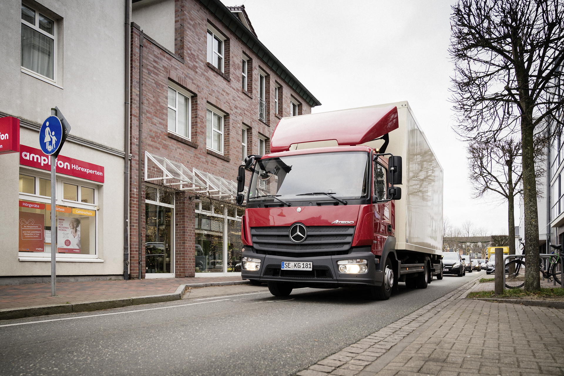 The Mercedes-Benz Atego delivers poinsettias during the  advent period