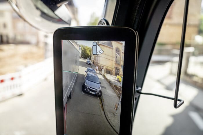 Einzigartig im Fernverkehr – die MirrorCam ersetzt den Spiegel
