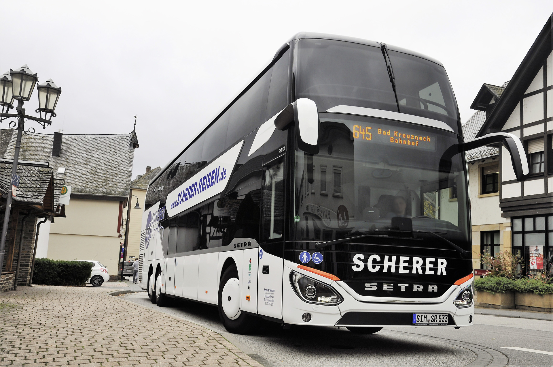 Linienfahrten mit Reisegefühl