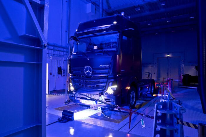 Deeply rooted in the Palatinate region, well-positioned for the future: Mercedes-Benz invests around  70 million Euro in the development of present-day and future trucks