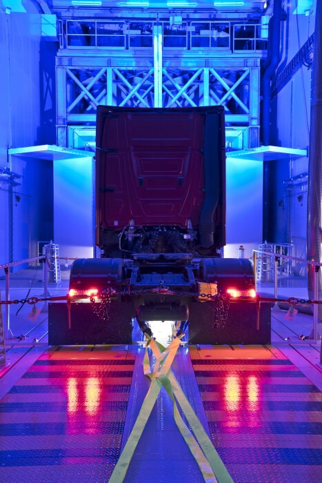 Deeply rooted in the Palatinate region, well-positioned for the future: Mercedes-Benz invests around  70 million Euro in the development of present-day and future trucks