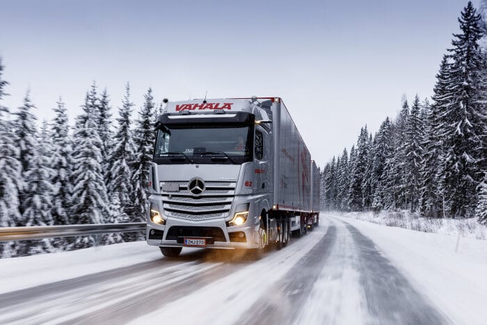 Transport Vähälä - Winterfahrerprobung Finnland