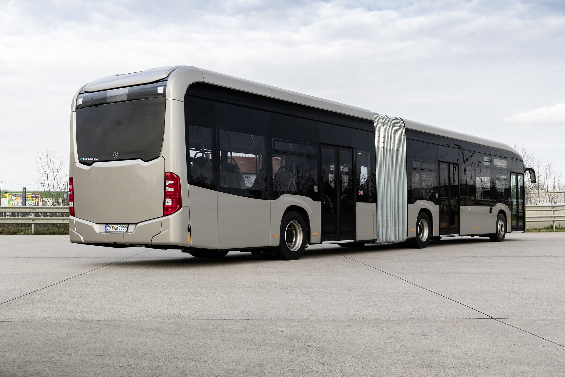 Mercedes-Benz eCitaro G with all-electric drive, Preventive Brake Assist and Sideguard Assist