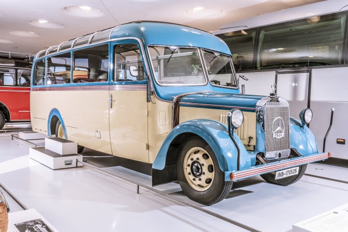 Vor 125 Jahren: erster Omnibus mit Verbrennungsmotor von Benz  &  Cie.