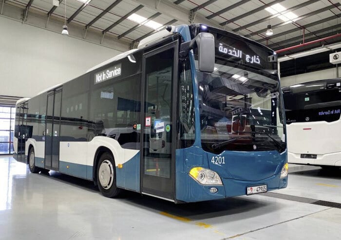 99 Mercedes-Benz Citaro Stadtbusse im ÖPNV von Abu Dhabi